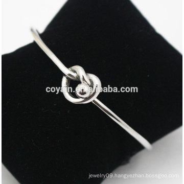 Factory Hot Sale Wire Stainless Steel Heart Bangle Bracelet